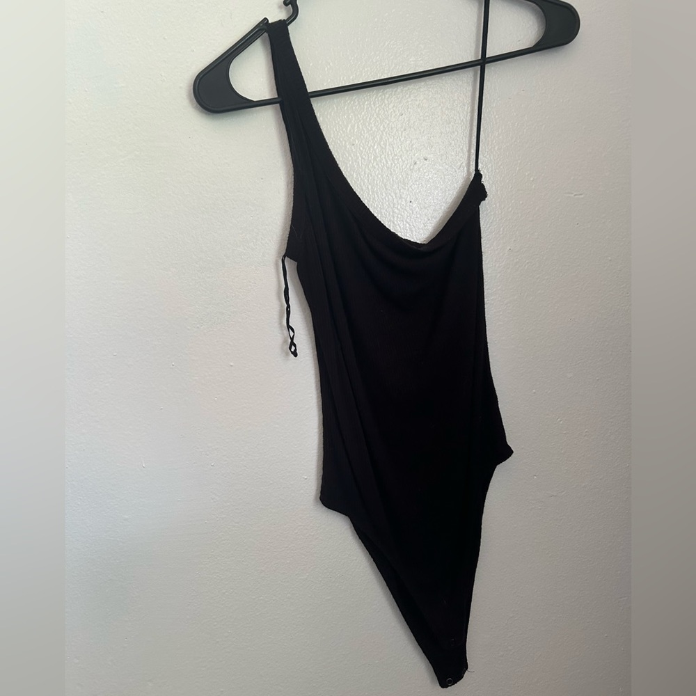 One arm body suit
